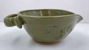 Avocado Speckled Stoneware Pottery Batter Gravy Bowl w/ Spout and Handle - Picture 1 of 8