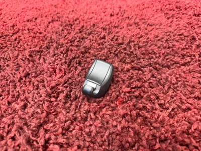 BMW F13 F22 F30 F32 F10 E92 PARASOL IZQUIERDO O DERECHO CLIP SOPORTE NEGRO OEM 63K Foto 1 de 4