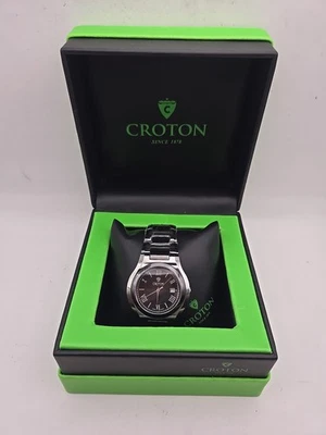 Reloj para hombre Croton de tungsteno/cerámica esfera negra con fecha 40 mm cuarzo suizo precio de venta sugerido por el fabricante 1250 USD Foto 1 de 4