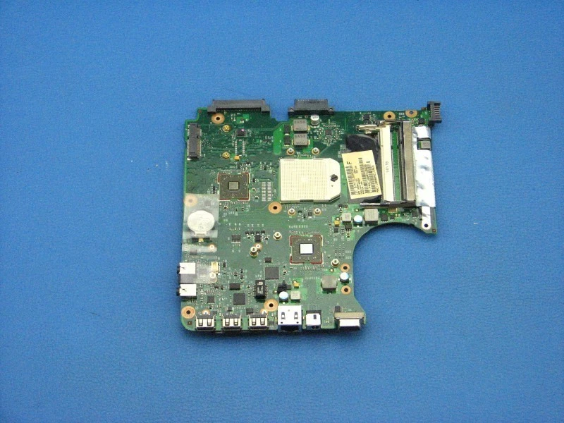 Mainboard defekt  HP Compaq G15 Notebook 10074367-36900 - Bild 1 von 1
