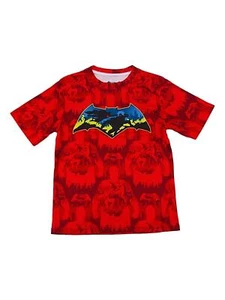 DC Boys red Batman VS Superman Athletic T-Shirt Superhero Tee Shirt Medium (8) - Picture 1 of 2