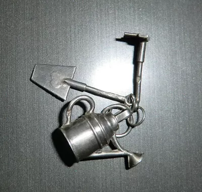 3 pendentifs arrosoir pelle râteau jardinier ancien argent massif tête sanglier - Photo 1/3