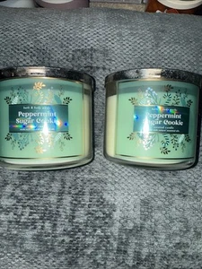 PEPPERMINT SUGAR COOKIE 3-Wick 14.5 oz, BATH & BODY WORKS White Barn Candle - Picture 1 of 3