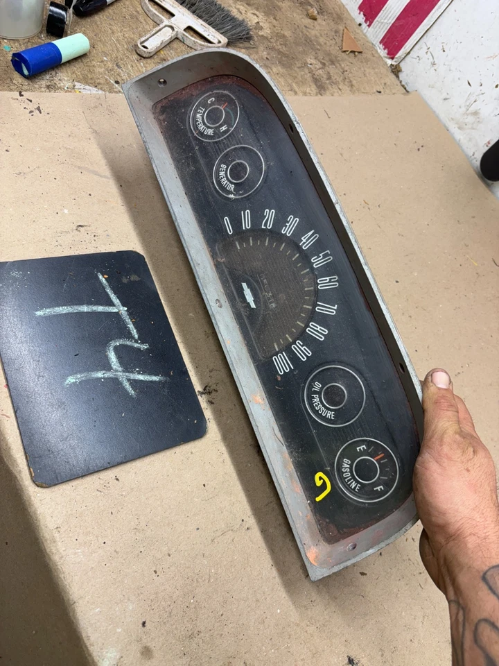 1960 1961 1962 1963 C20 C10 Chevrolet velocímetro medidor OEM medidores Foto 1 de 4