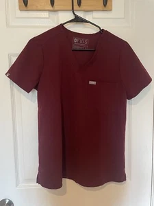 FIGS Women's Slim Catarina Top Technical Collection Size Small - Picture 1 of 3