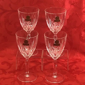 Oneida Blown Glass Lucia Water Goblet Glass Set of 4 New With Tags - Picture 1 of 3
