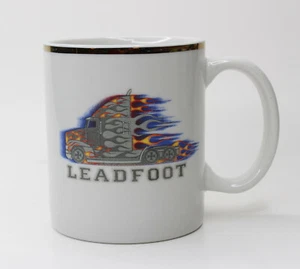 Taza de café para camionero Gold Rim LeadFoot 18 ruedas con llamas azules y naranjas - Imagen 1 de 7