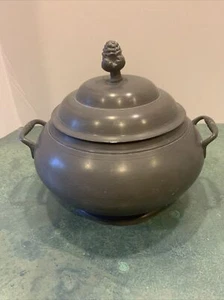 VINTAGE COLLECTIBLE FRENCH ETAIN TITRE LEGAL PEWTER TUREEN BOWL DISH/LID *NICE - Picture 1 of 17
