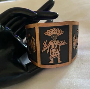 Brazalete ancho de cobre étnico bailarina Kachina de 3 paneles - Imagen 1 de 9