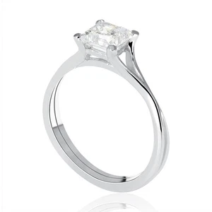 Anillo de compromiso de diamantes reales talla princesa oro blanco de 14 quilates 0,75 quilates E-F/Si1 - Imagen 1 de 5