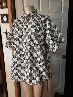 NEW Trader Bay Men's 100% Cotton Short Sleeve  Button Down Shirt Size XL  - Image 1 of 4