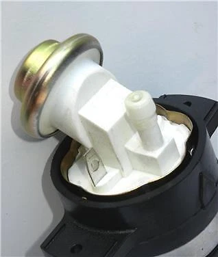 # F4220 Auto Best Fuel Pump and Strainer Set - Image 1 of 1