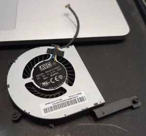 IBM Lenovo ThinkCentre Tiny Form fabryczny wentylator chłodzący 03T9949 BAAA7414B2U - Zdjęcie 1 z 3