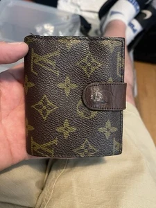 Vintage Louis Vuitton Ladies Wallet - Picture 1 of 18
