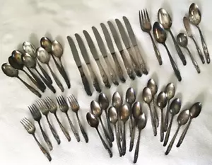 44 pezzi SQUISITE posate Rogers & Bro International Silverplate set 1957 - Foto 1 di 17