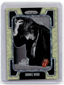 Mira telescópica amarilla de madera Ronnie Prizm #18 Prizm/199 2025 Rolling Stones Prizm/199 - Imagen 1 de 2