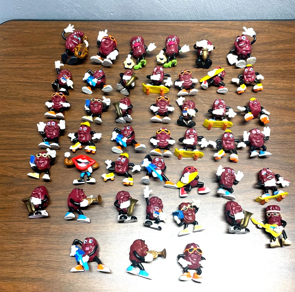 Lote de (44) figuras PVC vintage CALIFORNIA RAISINS Foto 1 de 4