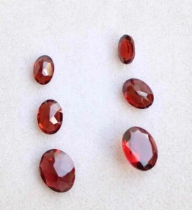 6.80 Cts Natural Red Garnet 7*9 mm Oval Faceted Cut Loose Gemstone - Picture 1 of 2