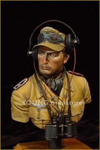 Young Miniatures - DAK Panzer Officer   - 1/10th Resin Bust - YM1802 - Picture 1 of 5