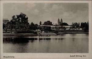 Magdeburg Sachsen Anhalt s/w AK ~1940 Blick über den Adolf Mittag See ungelaufen - Picture 1 of 2