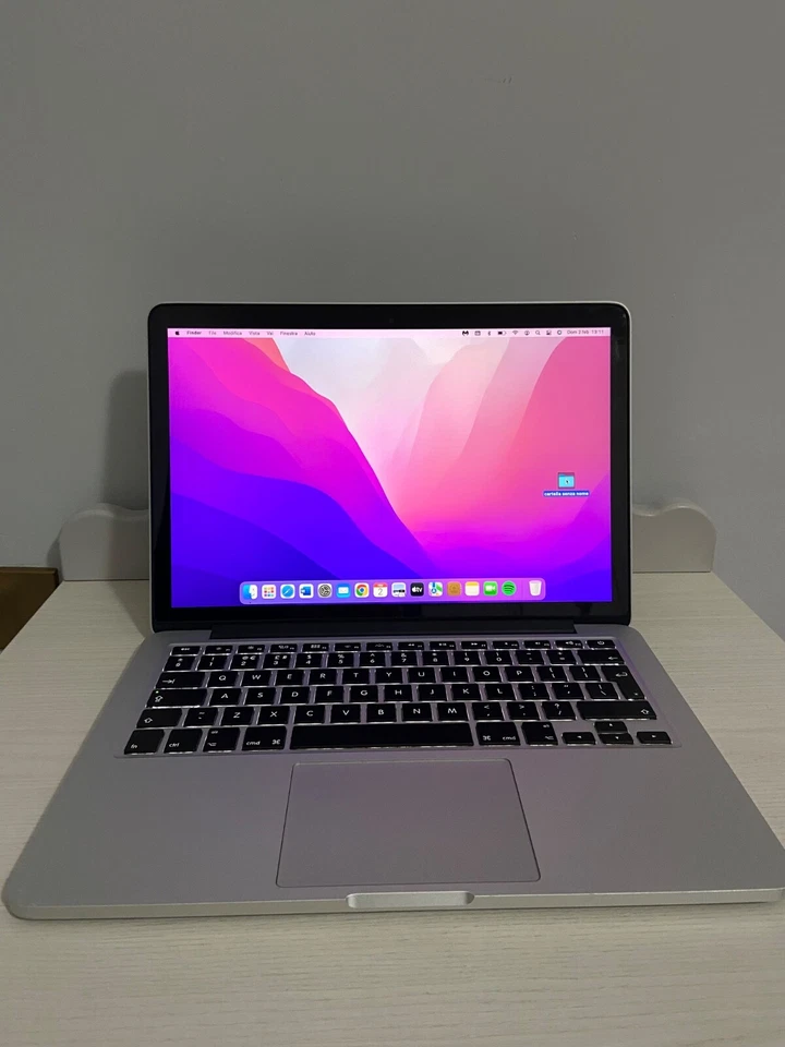 Macbook pro retina 2015 argento MacOs  - Immagine 1 di 4