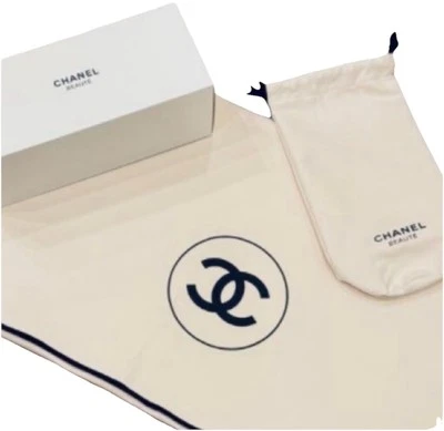 Chanel Beaute Big Logo Blanket Pouch Set Box White Japan Customer Novelty Gift - Image 1 of 4
