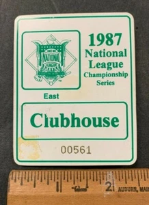1987 NATIONAL LEAGUE CHAMPIONSHIP SERIES CLUBHOUSE ACCESS BADGE/PIN/BUTTON 71621 - Picture 1 of 2