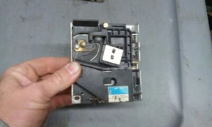 arcade coin mech #2 - Picture 1 of 2