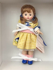 Darling 2004 Madame Alexander 8" Doll, Wendy Loves Donald and Daisy 39560, NIOB - Picture 1 of 13