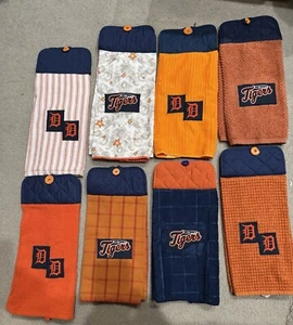 Detroit Tigers double hanging Kitchen towels with pot holder (your Choice) - Picture 1 of 1