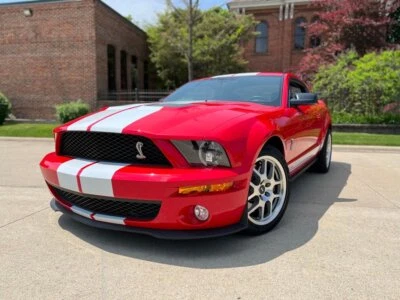 Ford Mustang Shelby GT500 2009 Foto 1 de 4