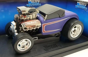 Muscle Machine 1/18 Scale Diecast 71166 - 1932 Ford Roadster - Purple - Picture 1 of 5