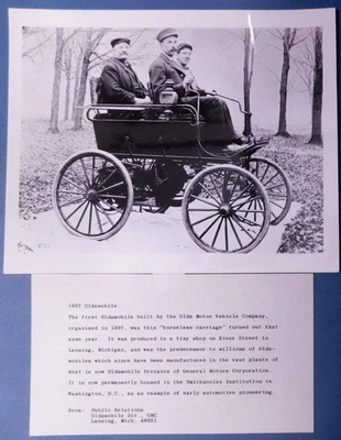 1897 Oldsmobile First one built 8x10 Photo by Oldsmobile PR Lansing MI blk6 - Image 1 of 3