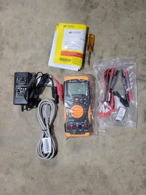 Agilent U1252B Handheld Digital Multimeter - Image 1 of 4