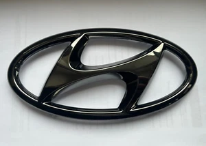 Vorne Emblem Vorderseite Hyundai Tucson 2020 2021 2022 2023 2024 86300-N9010 - Picture 1 of 2