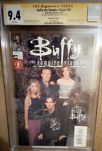 Sarah Michelle Gellar Signed Buffy the Vampire Slayer Slabbed 9.4 Graded Comic - Picture 1 of 3