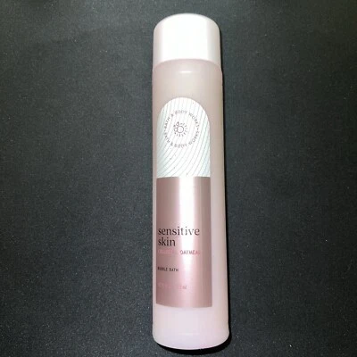 Baño de burbujas de avena coloidal para piel sensible Bath & Body Works 10,75 FL OZ Foto 1 de 2