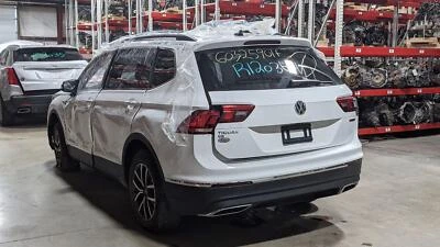 2021 VOLKSWAGEN TIGUAN REAR CARRIER DIFFERENTIAL WITH 5,328 MILES - Image 1 of 4