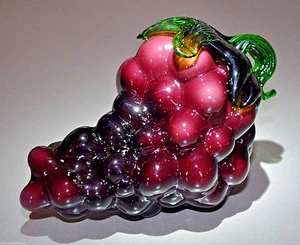 Black Amethyst Molded Glass Grape Cluster - Rare Italian Vintage Art Glass SOLID - Picture 1 of 6