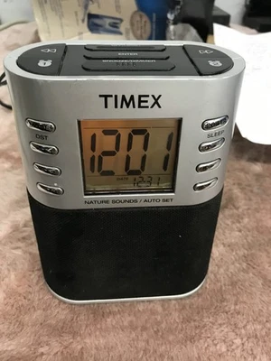 Timex Sound Machine/Alarm Clock/Radio Model: T308S - Image 1 of 4