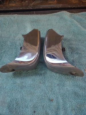 1994 CADILLAC BROUGHAM  FRONT BUMPER CHROME BUMPERETTES Foto 1 de 4