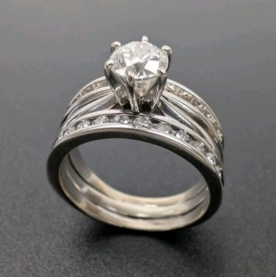 Zales 14K 1.1CTW .61CT Round Brilliant Diamond Solitaire Engagement Ring w/bands - Image 1 of 4