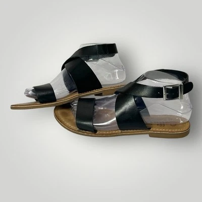 Sandálias femininas Callisto of California pretas com tiras 7 - Imagem 1 de 4