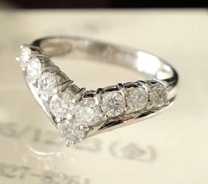 Platin Diamant V-förmiger Ring 1,00 ct natürliche Diamanten Tsutsumi Japan - Bild 1 von 7