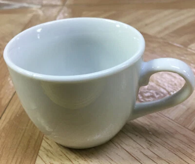  Juego de 12 tazas y platillos de café/expresso turcos/árabes de cerámica blanca Foto 1 de 4