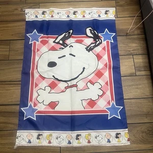 SNOOPY & Peanuts GANG 2004~PATRIOTIC~Large 28 X 40 Decorative Patchwork Flag - Picture 1 of 3