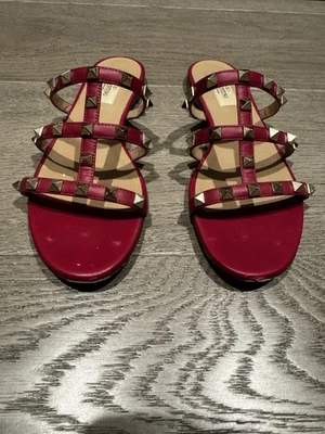 Sandalia Valentino Rockstud Rosa Plana Talla 36.5 6.5  Foto 1 de 4
