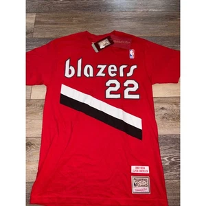 NWT Men's Trail Blazers Clyde Drexler Mitchell & Ness Red Hardwood Classics - S - Picture 1 of 7