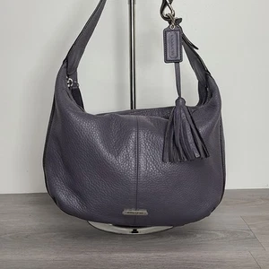 Bolso de Hombro Hobo Coach Avery Cuero Guijarro Cartera Borla Púrpura - Imagen 1 de 11