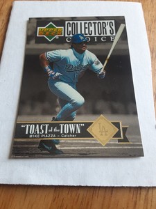 1997 Collector's Choice Toast of the Town #T15 Mike Piazza 